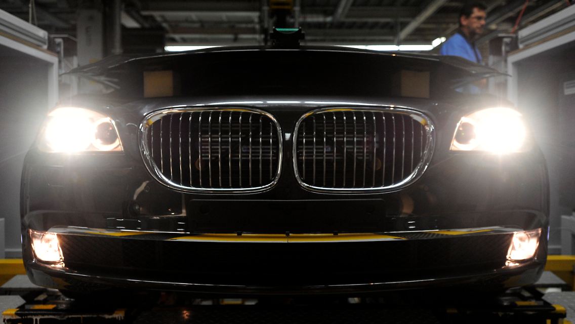 Viel Arbeit im Dingolfinger BMW-Werk.
