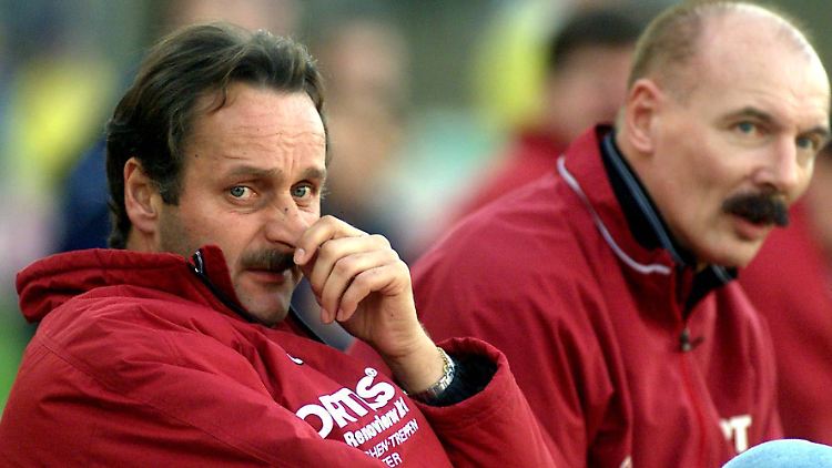 Peter Neururer erlebte ein spezielles erstes Spiel bei Kickers Offenbach.