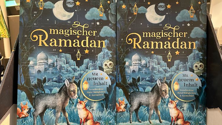 Stehen mittlerweile in vielen deutschen Supermärkten im Regal: Ramadan-Kalender.