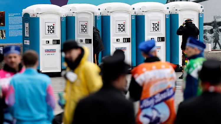 Zwei Vergewaltigungen sollen in solchen mobilen Toiletten stattgefunden haben. 
