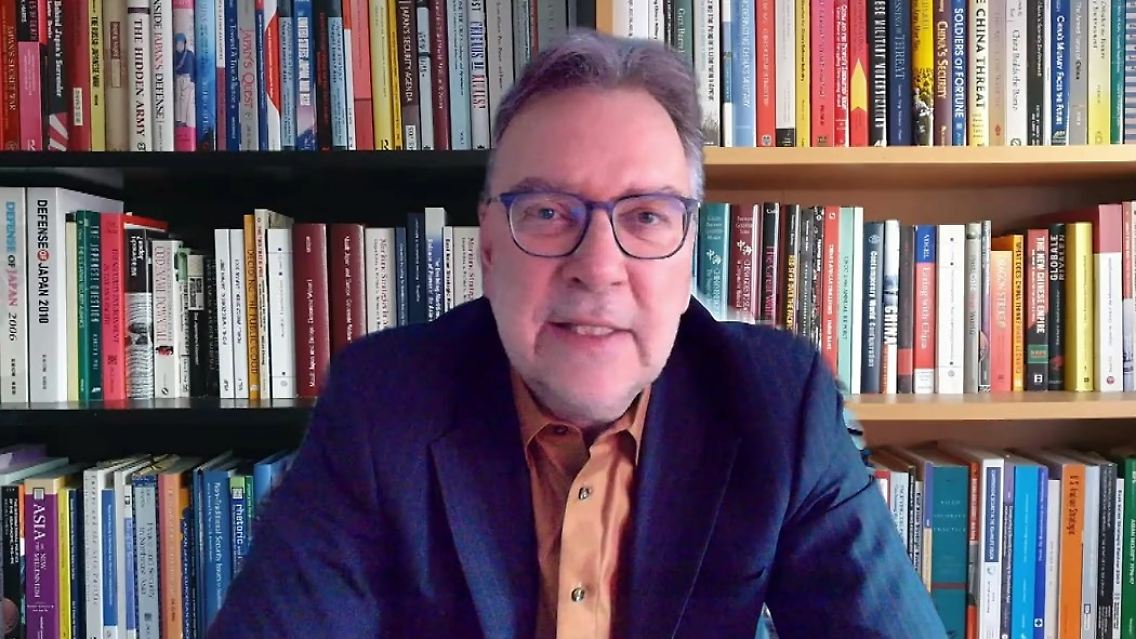 Frank Umbach.jpg