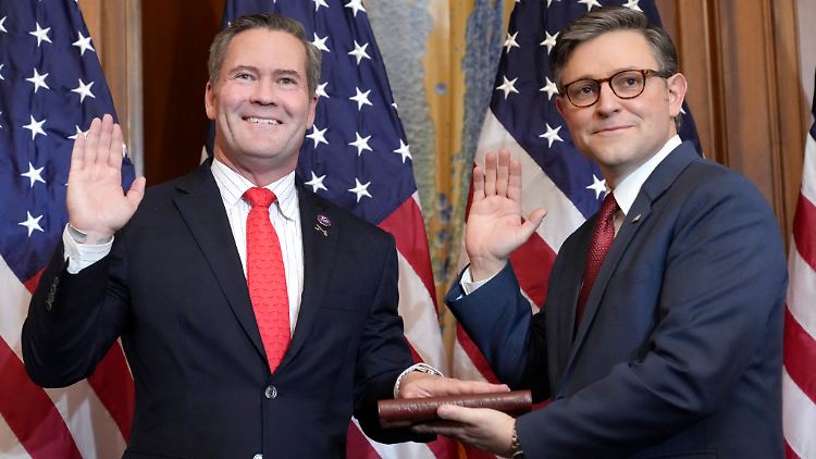 Waltz und Johnson (r.) sehen die Schuld am Eklat im Weißen Haus allein bei Selenskyj. 