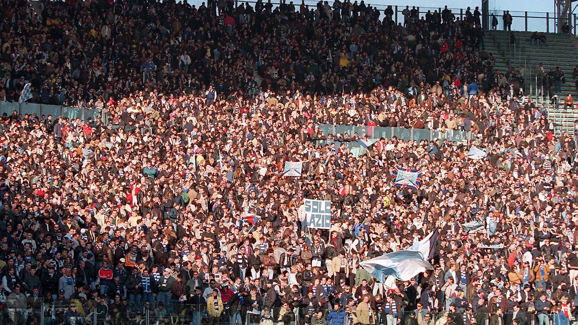 Die Curva Nord im Stadio del Mare - hier hat auch Miccoli schon Spiele von US Lecce verfolgt.