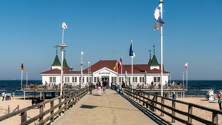 Einige Gäste fühlen sich nach Angaben von Hoteliers in Ahlbeck auf Usedom nicht mehr so wohl. Grund ist das gute Abschneiden der AfD bei der Bundestagswahl.