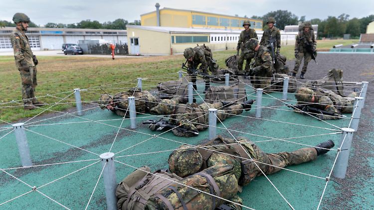 2011 wurden praktisch alle Strukturen der Wehrpflicht aufgelöst.