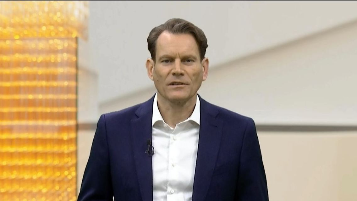 Nikolai Setzer.jpg