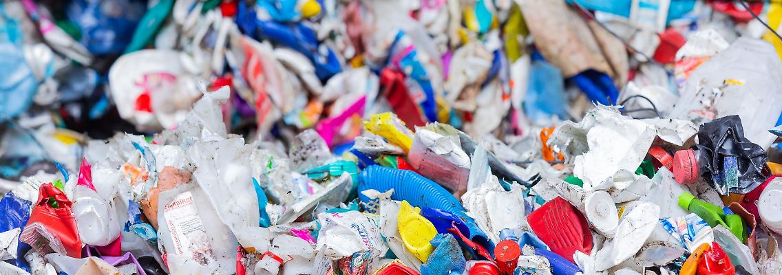 Plastik landet nicht nur auf dem Müll, sondern auch im Körper der Menschen.jpg