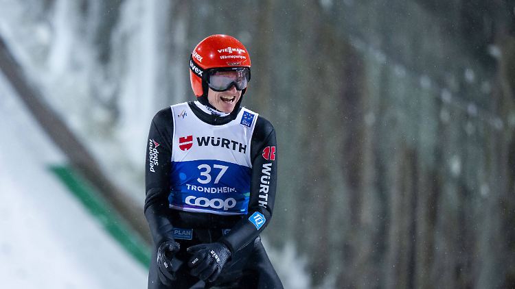 Karl Geiger konnte sich über seinen vierten Platz richtig freuen.