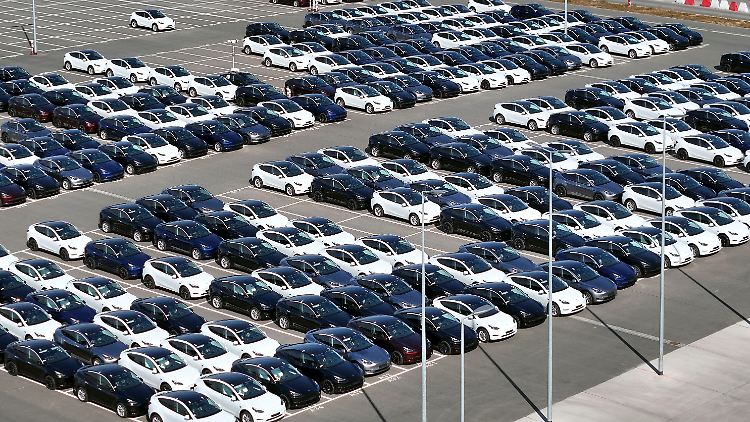 Nicht mal 1500 Tesla-Wagen wurden im Januar verkauft.