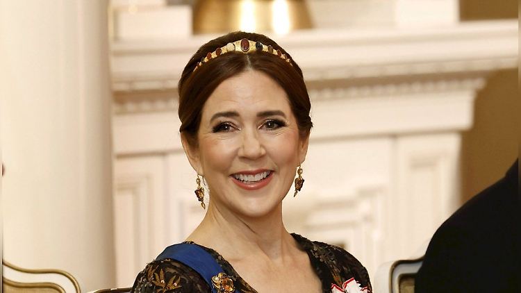 Das Schmuckstück bekommt man sonst nur in der Schatzkammer von Schloss Rosenborg zu Gesicht.