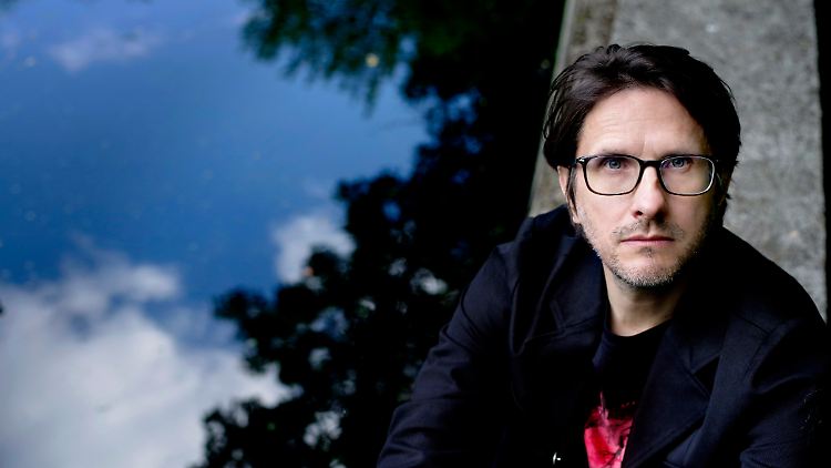 Steven Wilson glaubt, dass so manch einem der Overview Effect endlich die Augen öffnen würde.