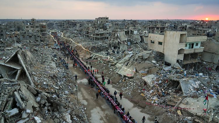 Die Kosten für den Wiederaufbau des Gazastreifens werden auf umgerechnet rund 50 Milliarden Euro geschätzt.