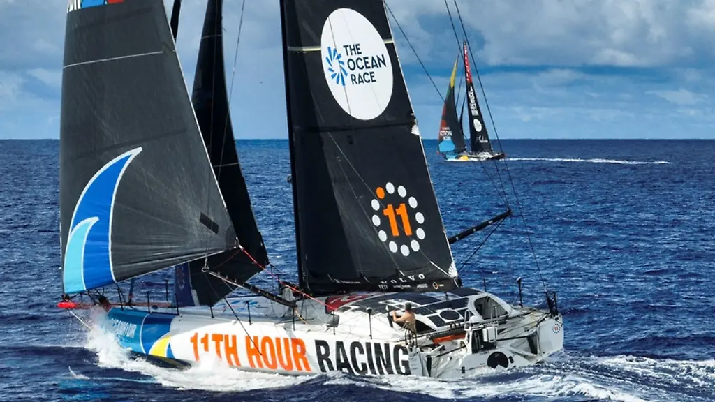 Das-US-Team-11th-Hour-Racing-hat-das-14-The-Ocean-Race-gewonnen