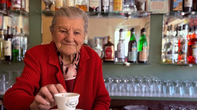 Für Anna Possi ist ein Leben ohne ihre Cafébar unvorstellbar.
