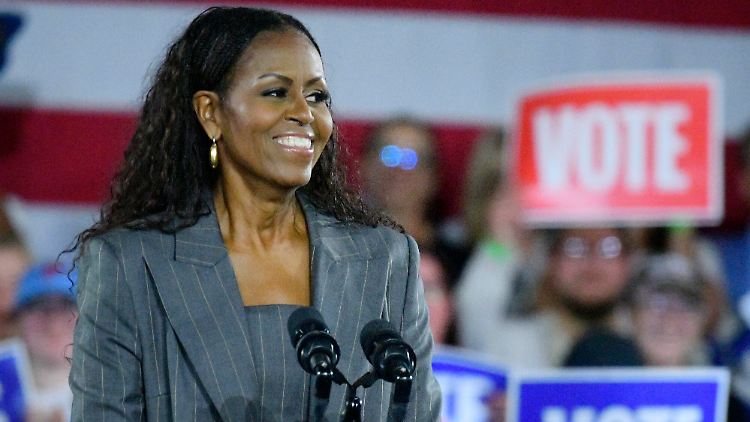 "Bei allem, was in der Welt passiert, suchen wir alle nach Antworten und Menschen, an die wir uns wenden können" sagt Michelle Obama. 
