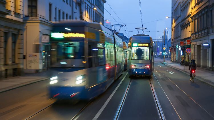 Läuft in Leipzig: Unter anderem eine dichtere Taktung bei Straßenbahnen beschert der sächsischen Metropole einen deutlich besseren ÖPNV.