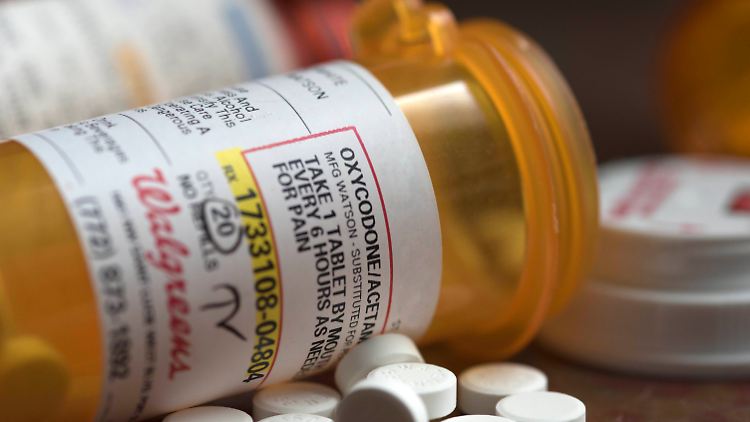 Morphin, Oxycodon, Fentanyl, Tilidin und Tramadol spielen eine zentrale Rolle in der Schmerztherapie in Deutschland.