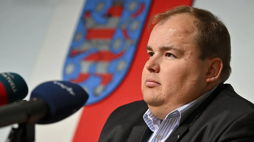 Torben-Braga-AfD-Parlamentarische-Geschaeftsfuehrer-der-AfD-Fraktion-t