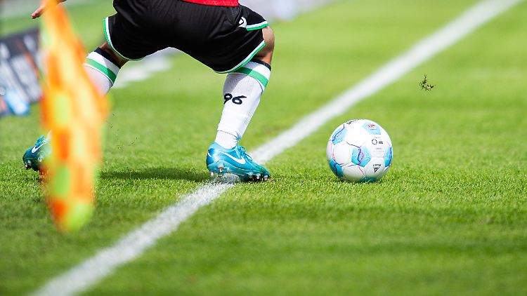 Sportlich kämpft Hannover 96 um die Rückkehr in die 1. Liga.
