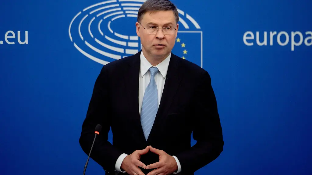 Haetten-wir-beide-Optionen-Euro-Bargeld-und-einen-digitalen-Euro-so-koennten-alle-frei-waehlen-wie-sie-bezahlen-moechten-Valdis-Dombrovskis