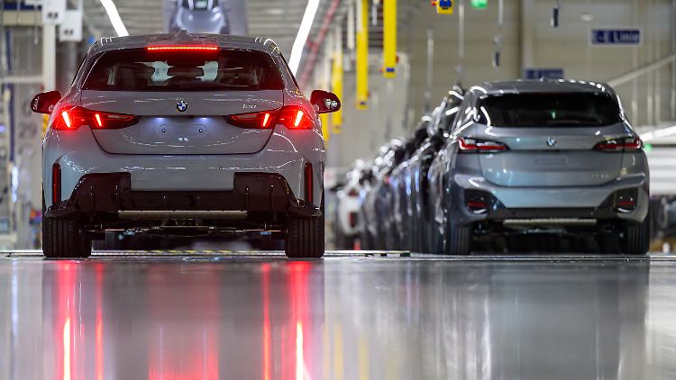 BMWs in der Produktion in Leipzig. 