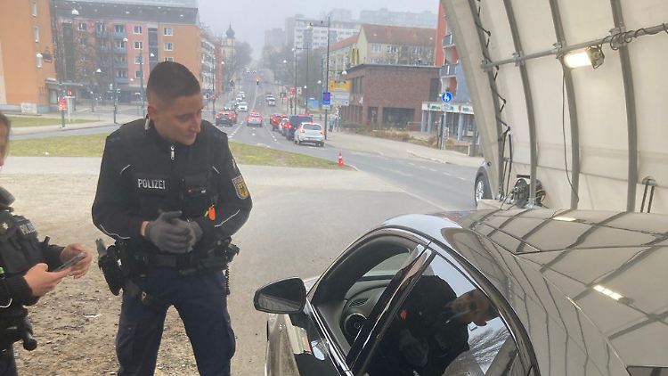 Autos mit getönten Scheiben werden besonders oft kontrolliert: "Da will man schon schauen, wer sitzt da drin?"