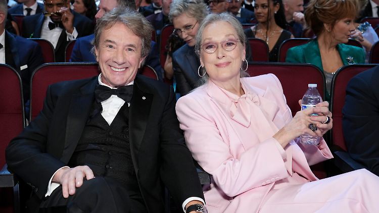 In der Vergangenheit hatte es immer wieder Gerüchte gegeben, dass die Hollywoodstars ein Paar sein sollen.