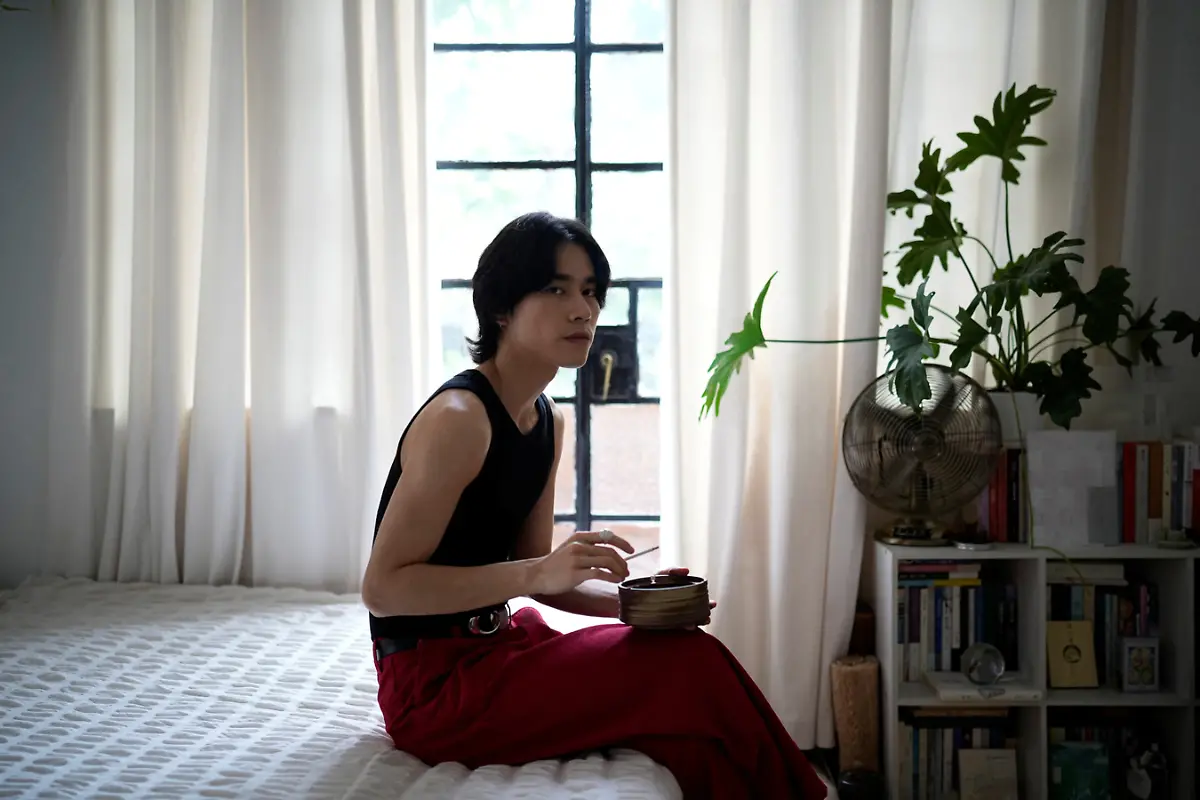 2023-06-22T233112Z-1159747631-RC2V61ATOBB1-RTRMADP-3-CHINA-CULTURE-VOGUING-1