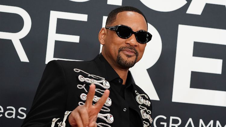 Mehr als 35 Jahre ist sein Grammy für "Parents Just Don't Understand" inzwischen alt. Jetzt hat Will Smith mit neuer Single und Album eine neue Chance. 
