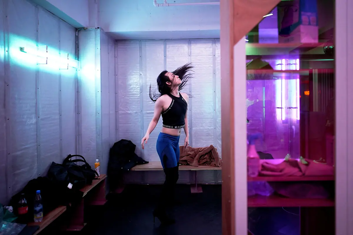 2023-06-22T233026Z-1305504851-RC2OFK9BU3ST-RTRMADP-3-CHINA-CULTURE-VOGUING