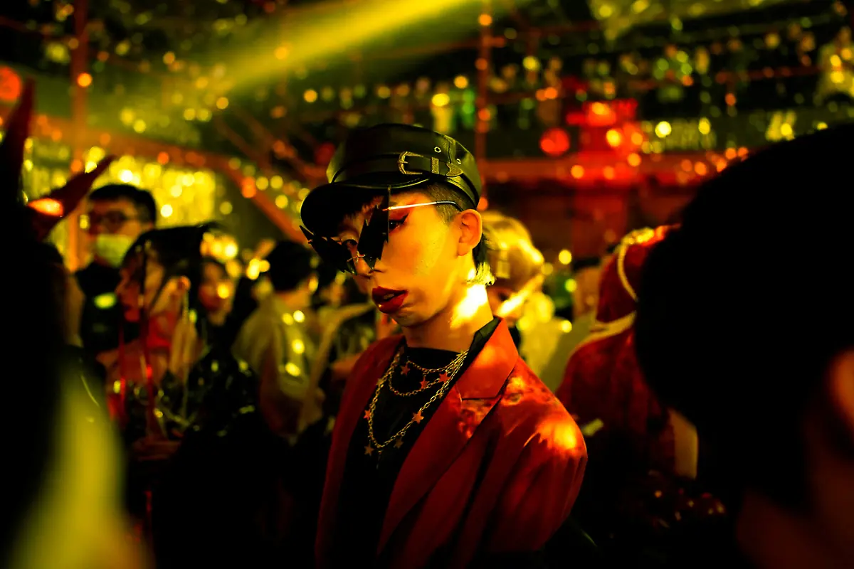 2023-06-22T233043Z-742074769-RC20HK9R3RNT-RTRMADP-3-CHINA-CULTURE-VOGUING