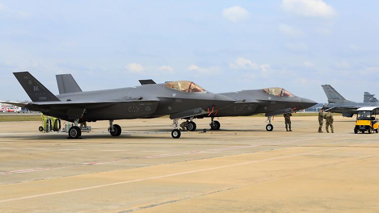 F-35-Jets am Rande einer Flugshow in Thailand.
