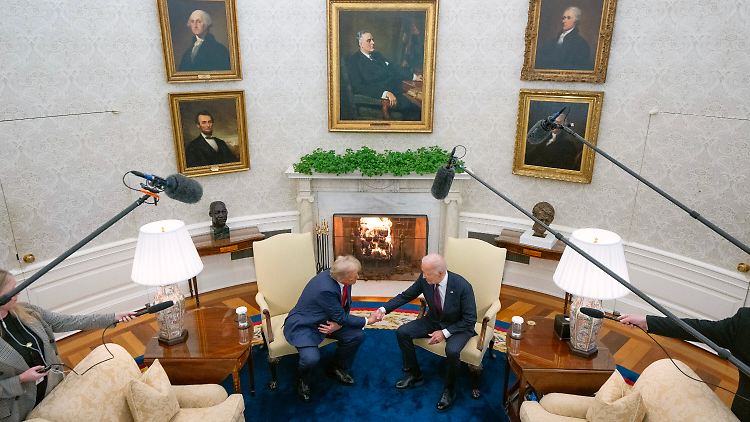 So empfing Joe Biden seinen designierten Nachfolger im November 2024 im Oval Office.