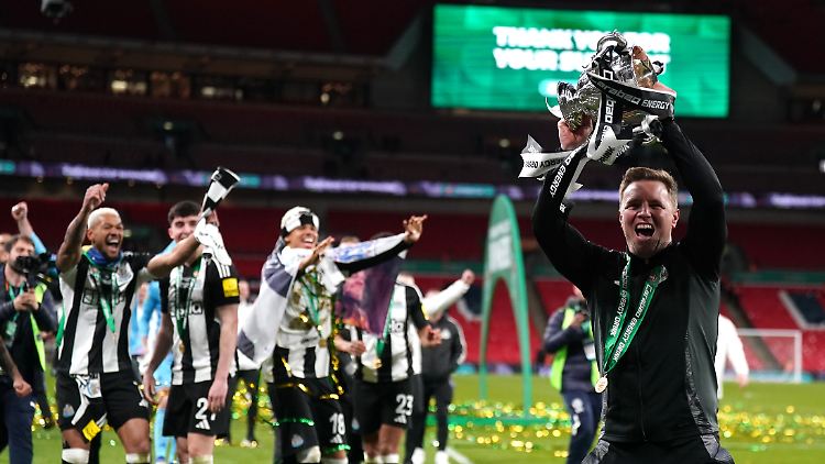 Eddie Howe holte einen doppelt bedeutsamen Titel.
