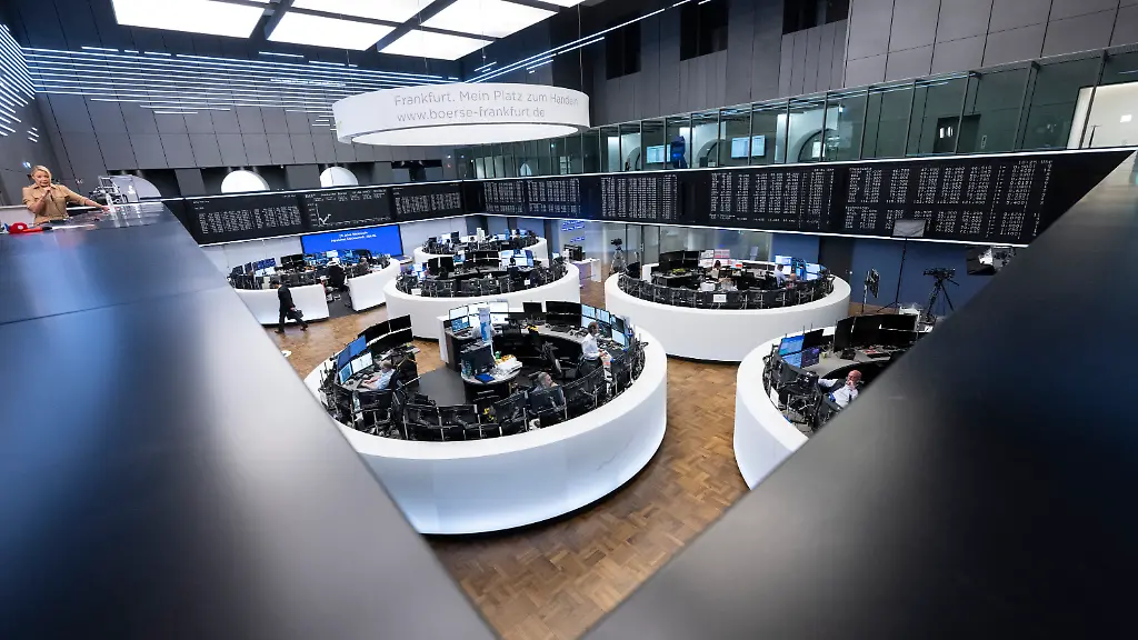 40f3e306f0c0903c9544bd6293bf7d8e