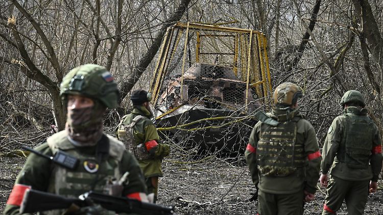Russische Truppen arbeiten sich in Kursk Richtung der ukrainischen Grenze vor.