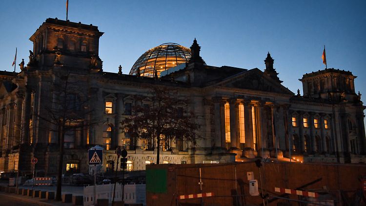 Das Sondervermögen steht im Bundestag zur Abstimmung - nötig ist eine Zweidrittelmehrheit.