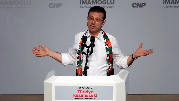 Der Bürgermeister von Istanbul, Ekrem Imamoglu, soll am Sonntag zum Präsidentschaftskandidat der CHP gekürt werden.