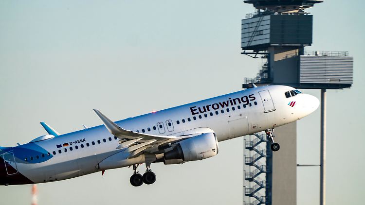 Beim Start in Düsseldorf rechneten alle noch mit einem unkomplizierten Flug (Archivbild).