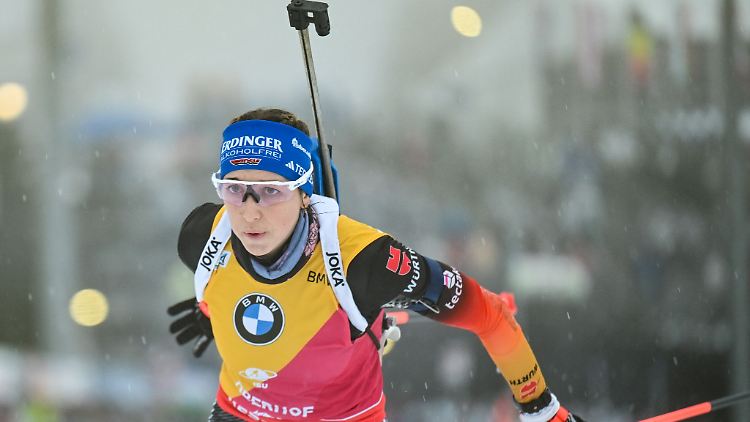 Franziska Preuß kann erstmals den Gesamtweltcup gewinnen.