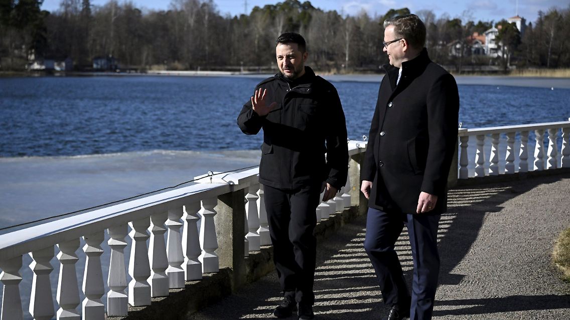 Selenskyj befindet sich derzeit zu Besuch in Helsinki.