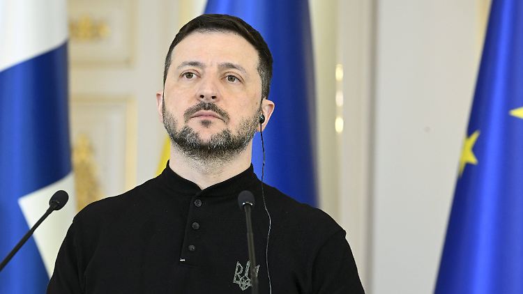 Wolodymyr Selenskyj traf sich in Helsinki mit dem finnischen Präsidenten Alexander Stubb.