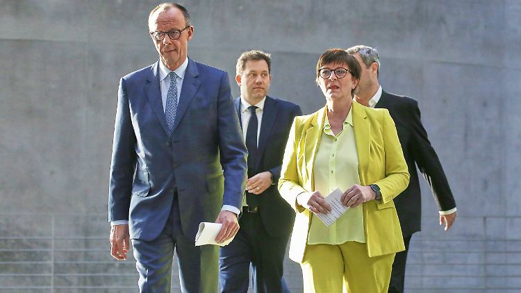 Merz hatte ursprünglich das Ziel ausgegeben, den Koalitionsvertrag bis Ostern fertig zu haben. Inzwischen ist er nicht mehr sicher, ob das klappt.