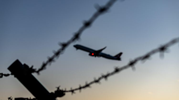 Grundsätzlich variieren die Kosten von Abschiebung zu Abschiebung.