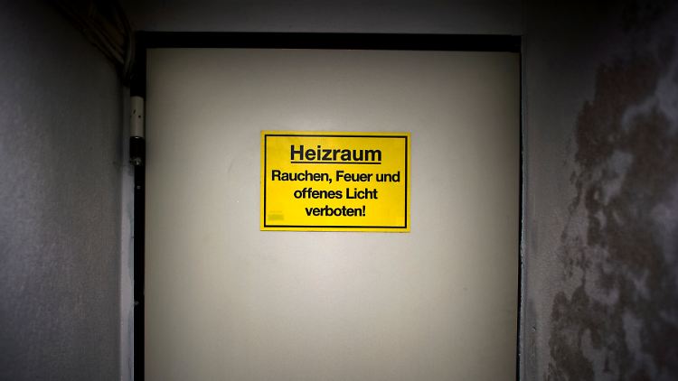 In den Heizungskeller dürfen nur Profis - und die sollten häufiger einen Blick hineinwerfen.