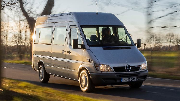 Mittlerweile hat der Sprinter von Mercedes ein reifes Alter von 30 Jahren erreicht.