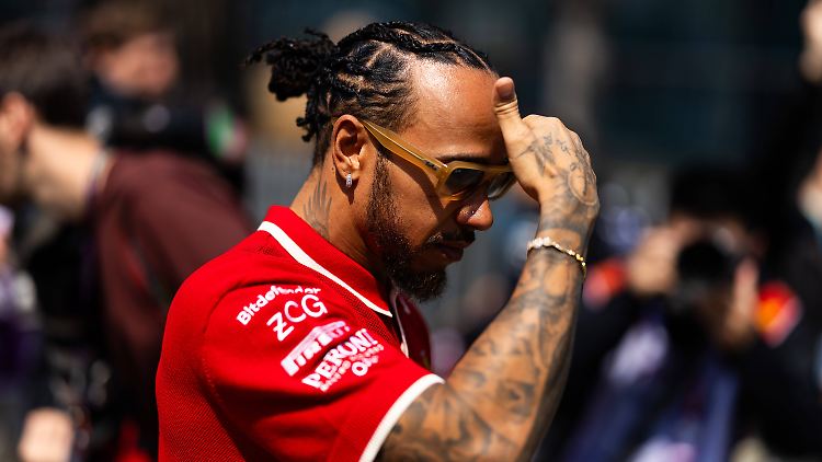 "Hört euch mal den Funkverkehr anderer Piloten mit ihren Renningenieuren an: Viel schlimmer, aber darüber wird nicht berichtet", sagt Lewis Hamilton.