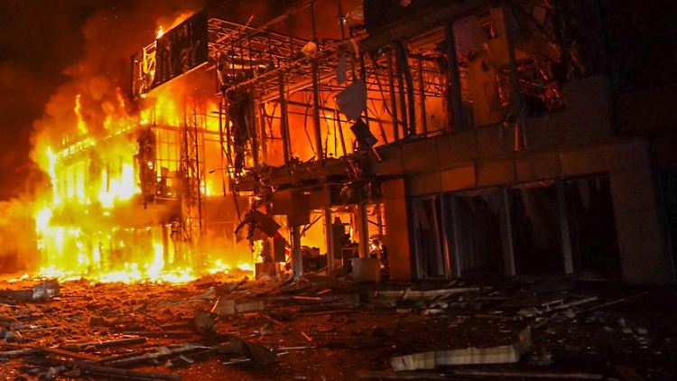 Dieses Bild der nächtlichen Attacken auf Odessa wurde von der Ukraine zur Verfügung gestellt.