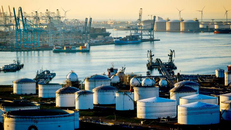 In der Schifffahrt soll die Klimaneutralität bis 2050 erreicht werden.