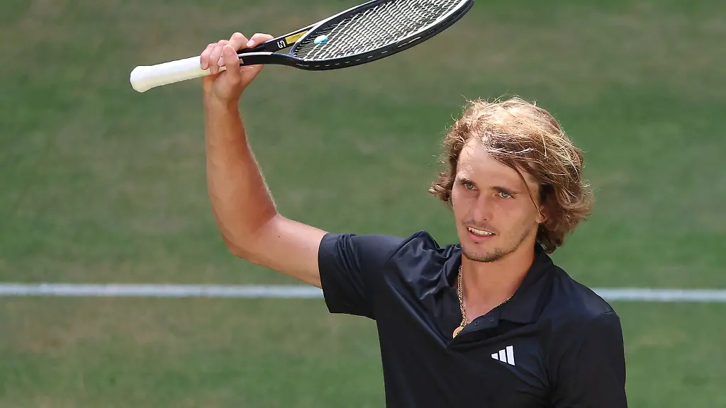 Hat-Spass-in-Halle-Alexander-Zverev